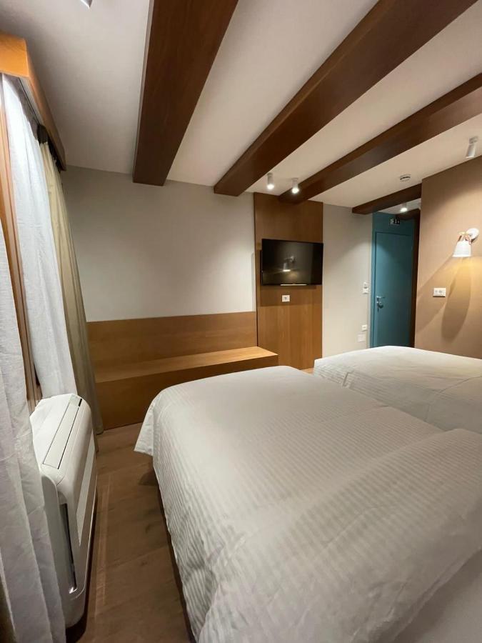Palorto Hotel Гирокастра Экстерьер фото