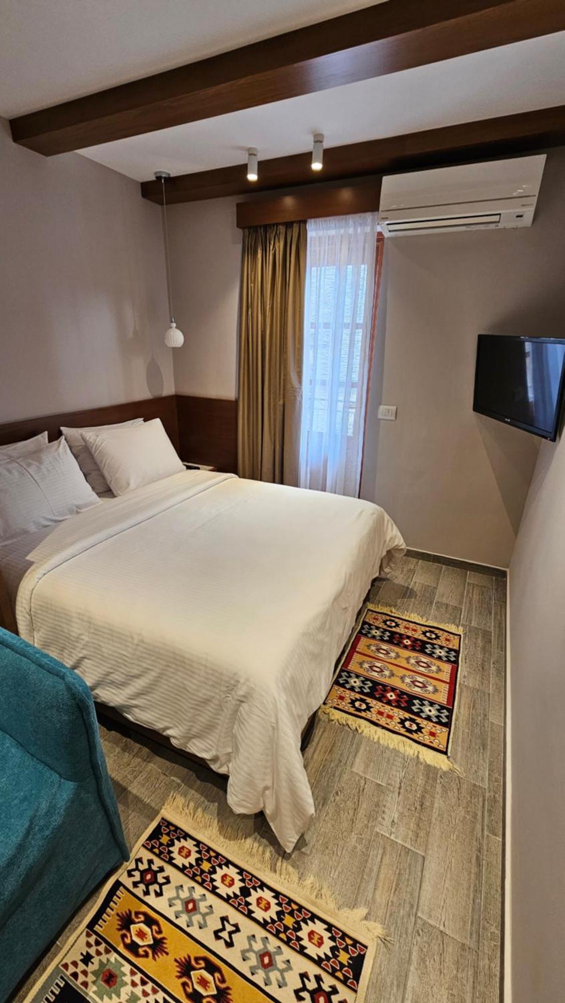 Palorto Hotel Гирокастра Экстерьер фото